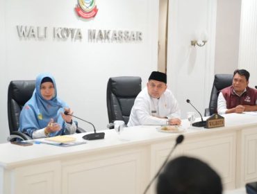 Wali Kota Makassar, Munafri Arifuddin, memimpin rapat koordinasi pengembangan Urban Farming di Balai Kota Makassar, Rabu (22/10/2025). (Foto: Ist)